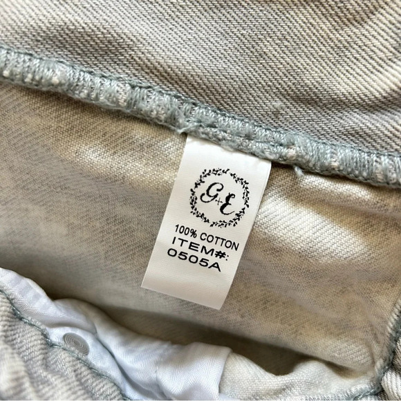 NWT Grace & Emma Straight Leg Distressed Stone Wash Jean Size 18 Gray White - Picture 7 of 13